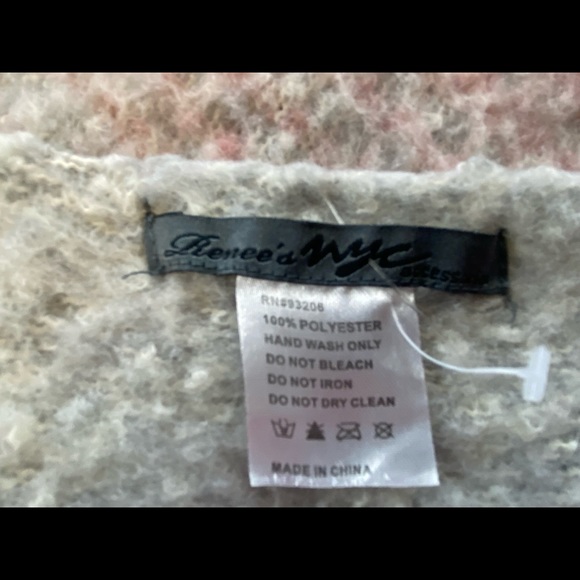 Oversized soft scarf - Picture 4 of 4